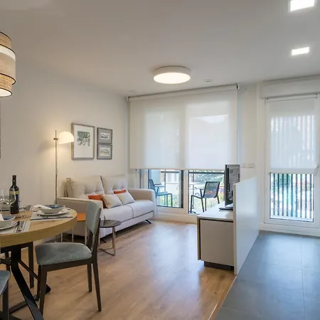 Bilbao Costa-algorta-getxo-parking-playa-metro-bilbao A 20 Minutos Apartment *