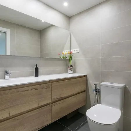 Bilbao Costa-algorta-getxo- A Estrenar-parking-playa-metro-bilbao En Metro, A 25 Mimutos * Getxo